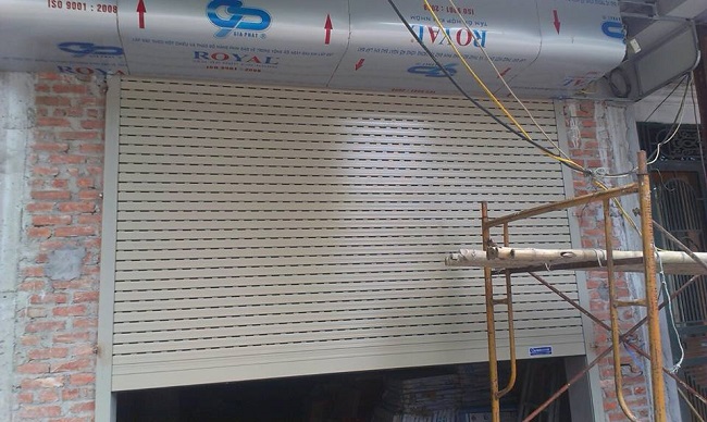 đơn vị thi công cửa cuốn austdoor uy tín